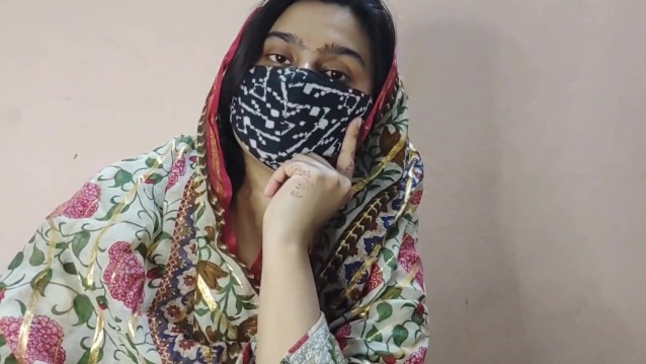 Desi Brit Bhabhi gets her Pakistani Nurse's cock-squeezing muff pulverized in bedroom