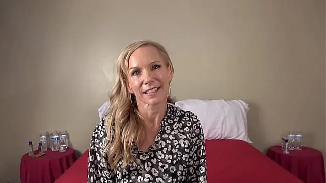 Dunken Hina, Diminutive Schoolteacher & Jay Playhard's super-fucking-hot without a condom sexcapades with bootylicious COUGAR Amateurs