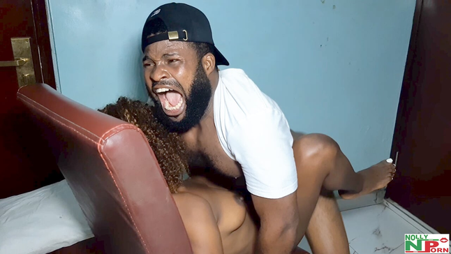 Witness Krissyjoh's ginormous jizm-pump demolish the cock-squeezing African poon of sexy Slimzy!