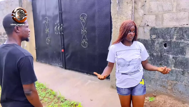 Mature stunner Abuja drizzles madly while porked on stranger's bed