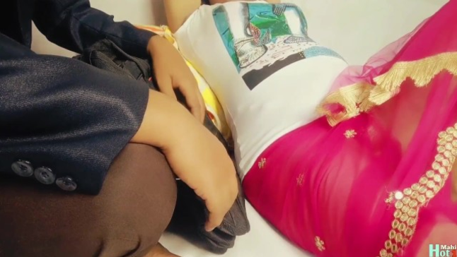 Desi nymph 07 gets boned by her doc in a wild penetrate-a-thon