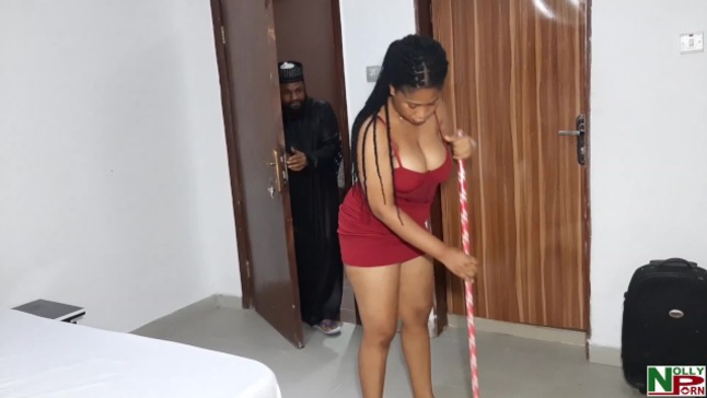 Krissyjoh gets her tight pussy drilled by Aboki's massive cock while cleaning
